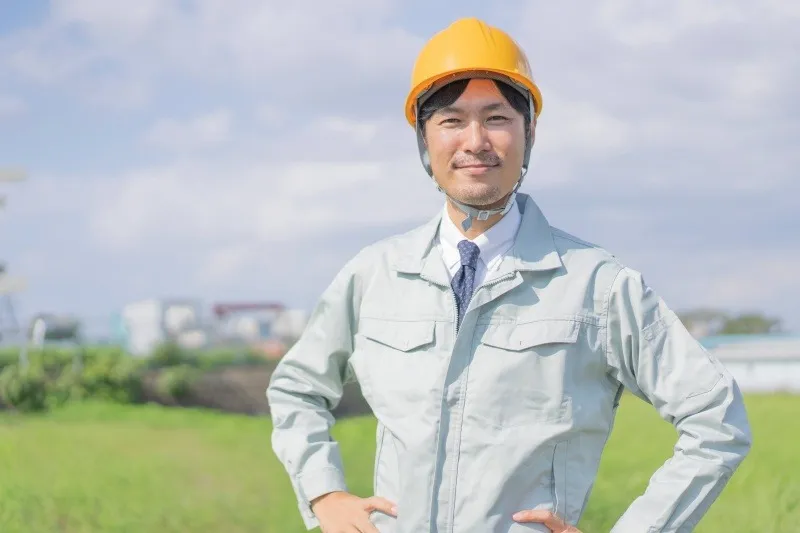 電気工事などの現場作業員